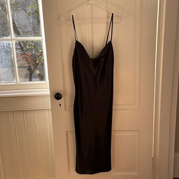 Altered State Satin Black Cowl Neck Midi Dress - Picture 4 of 7